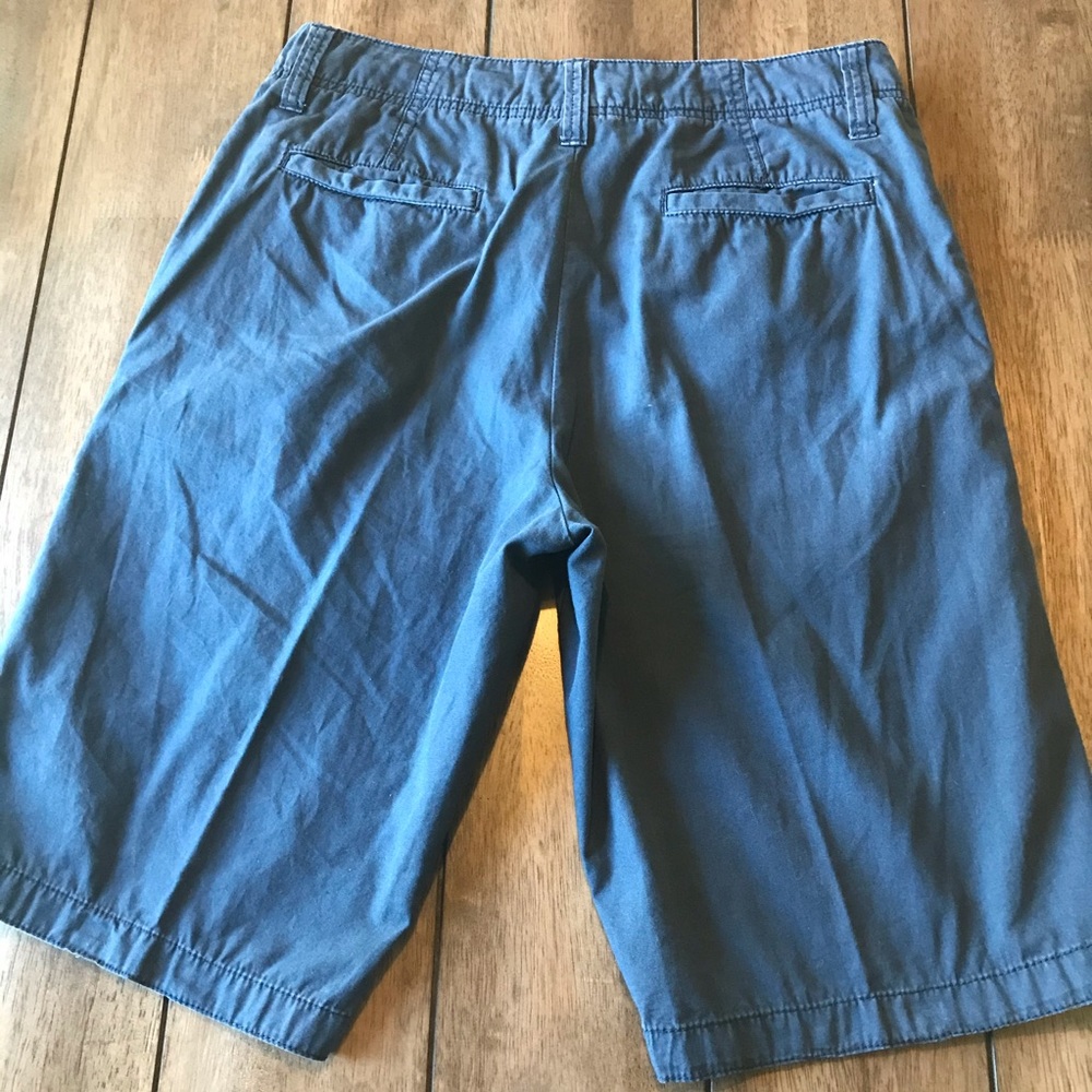 American Rags Men’s shorts - Picture 3 of 3